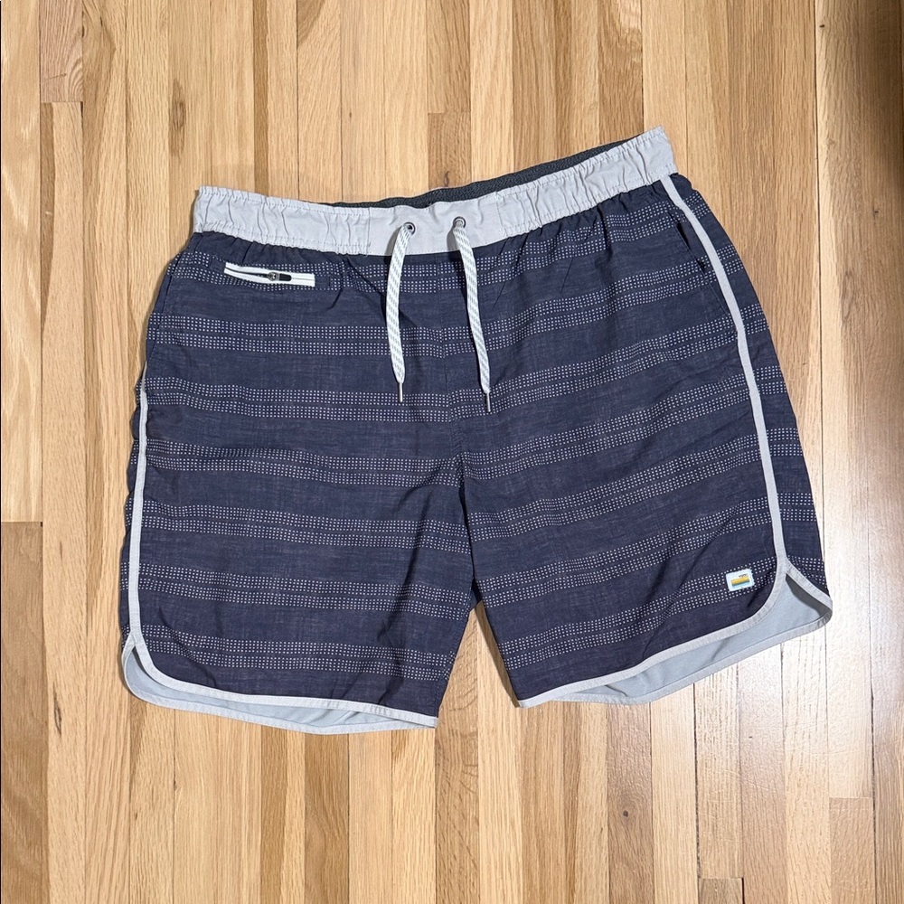 Men’s Vuori Light Gray Shorts
